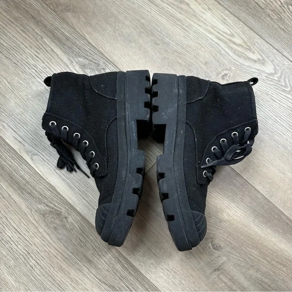 Universal Thread Black Canvas Combat Boots - Picture 6 of 9